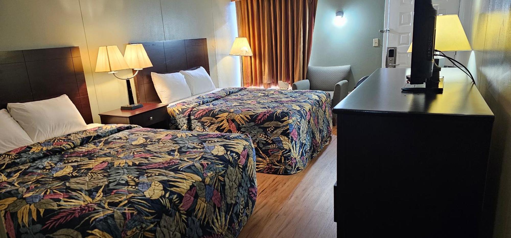 Astoria Hotel West Danville Bagian luar foto